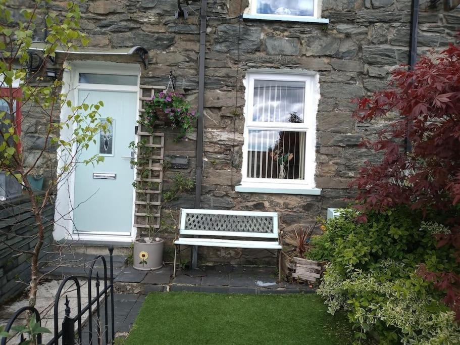 Mountain Walks Straight From The Doorstep Blaenau Ffestiniog Exterior foto